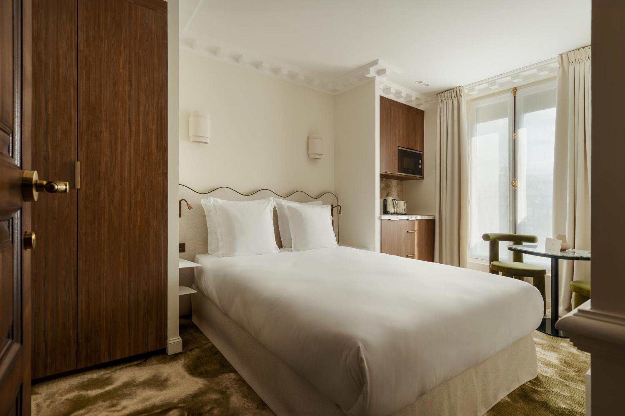 Hotel Leon ปารีส ภายนอก รูปภาพ