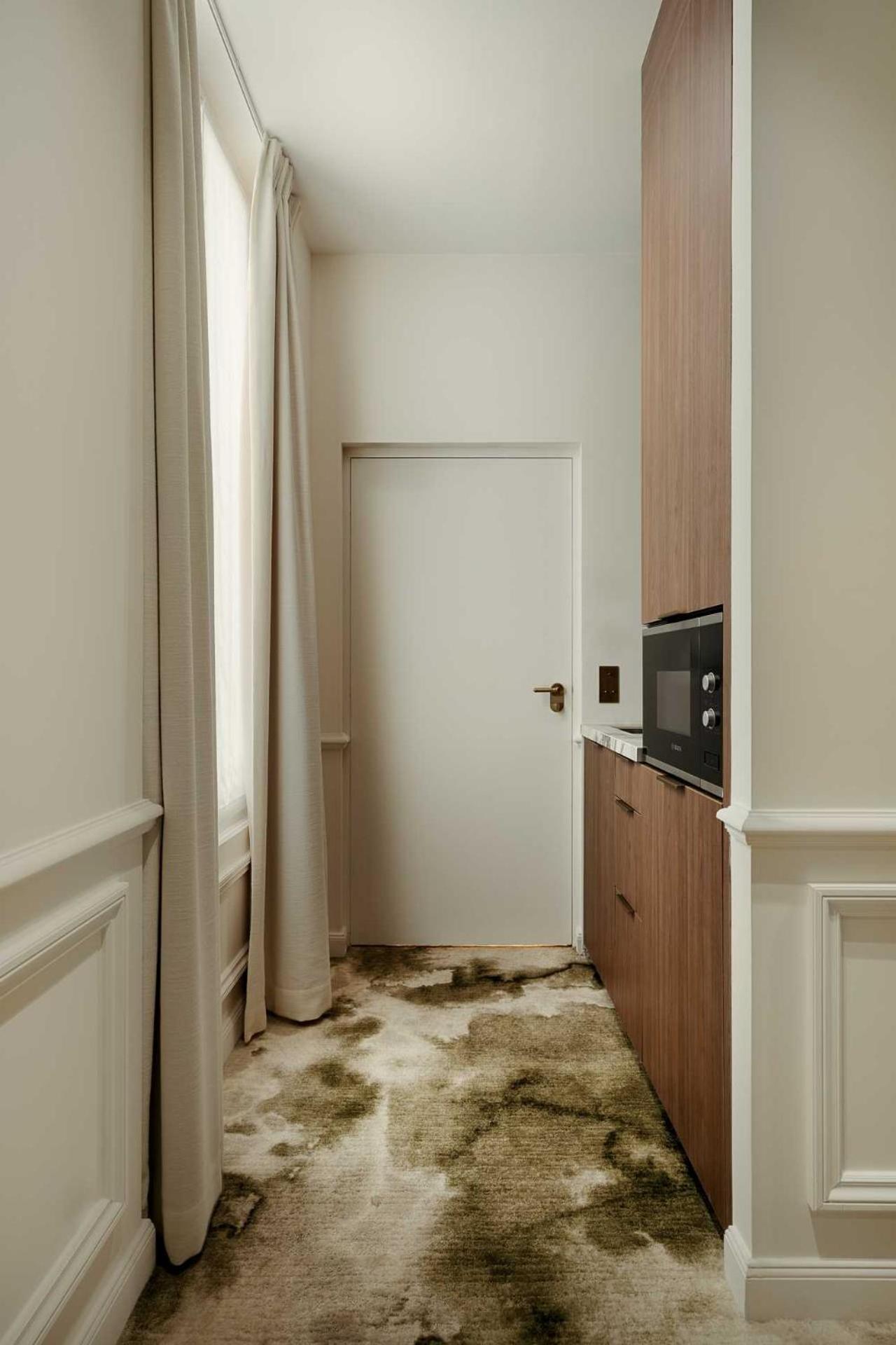 Hotel Leon ปารีส ภายนอก รูปภาพ